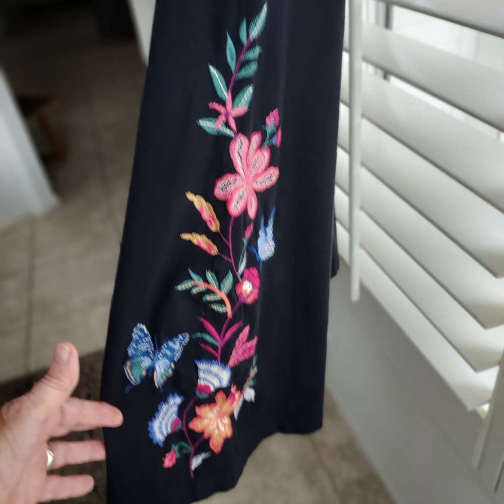 Johnny Was Black Leggings with Colorful Embroidery - Picture 2 of 10